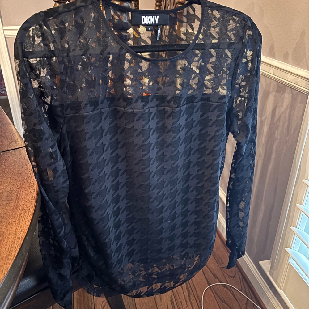 DKNY Women's Black Houndstooth Patterned Blouse